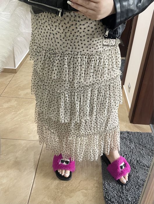 Nowa jasna/beżowa tiulowa spódnica maxi DeeZee