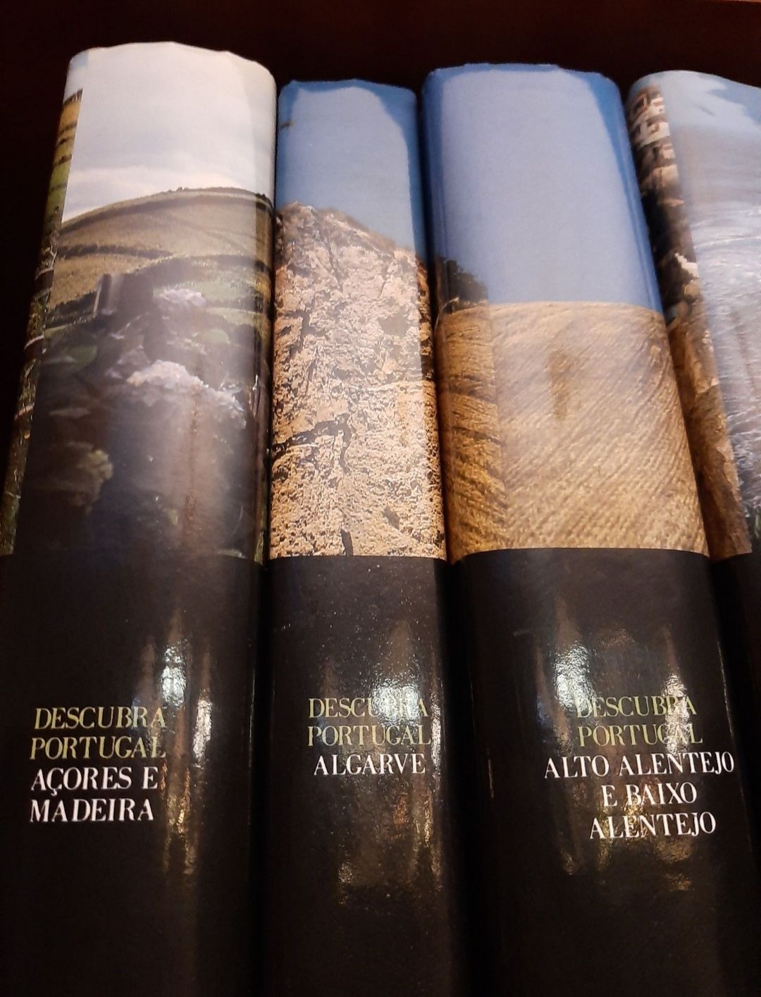 Coleção de 10 Volumes "Descubra Portugal" Nova