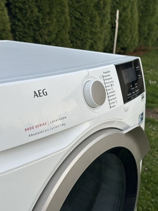 Сушильна машина AEG 8000 Series Lavatherm Absolute з тепловим насосом