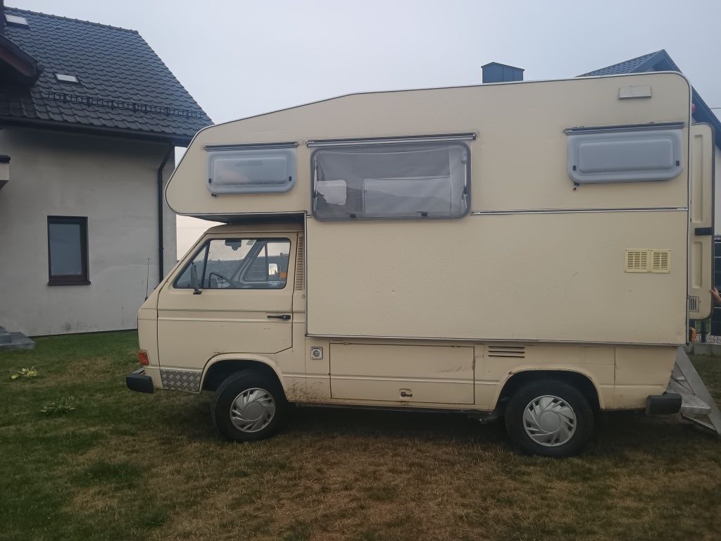 Kamper VW na chodzie