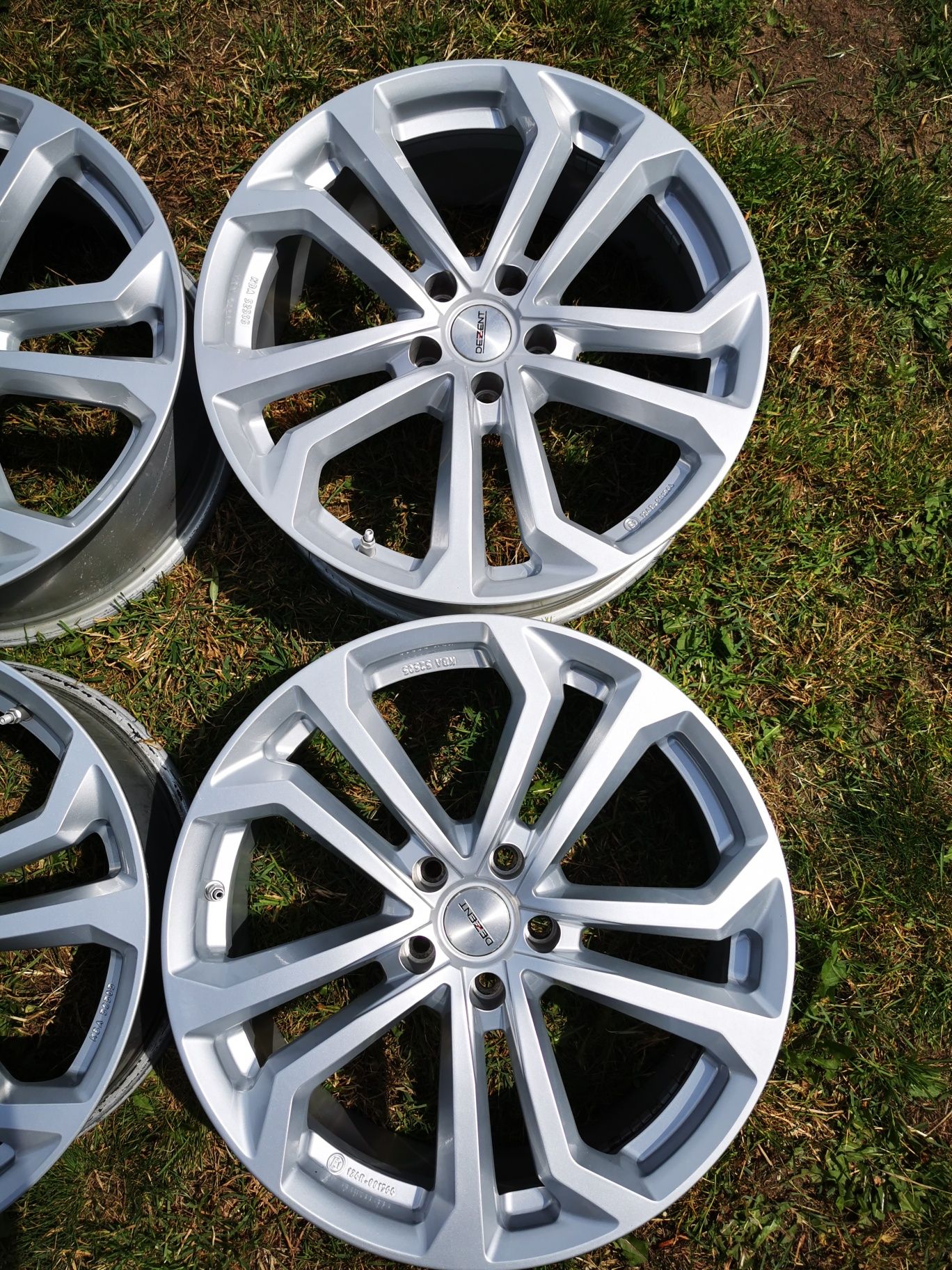 Felgi 19 do Audi A4 A6 B8 C7 C6 VW Alufelgi