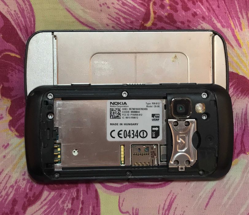 Продам Nokia c6-00
