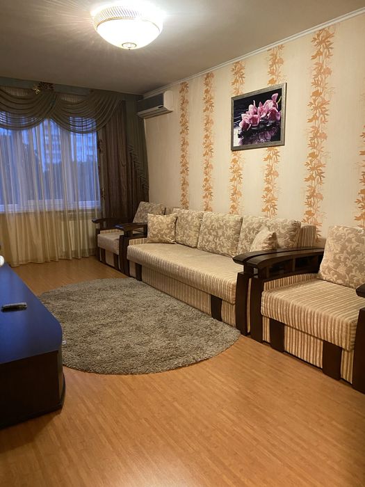 Здам 1 кім. квартиру біля метро Мінська, вул. Івасюка, 27А