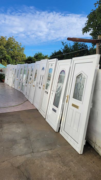 Portas de entrada em pvc