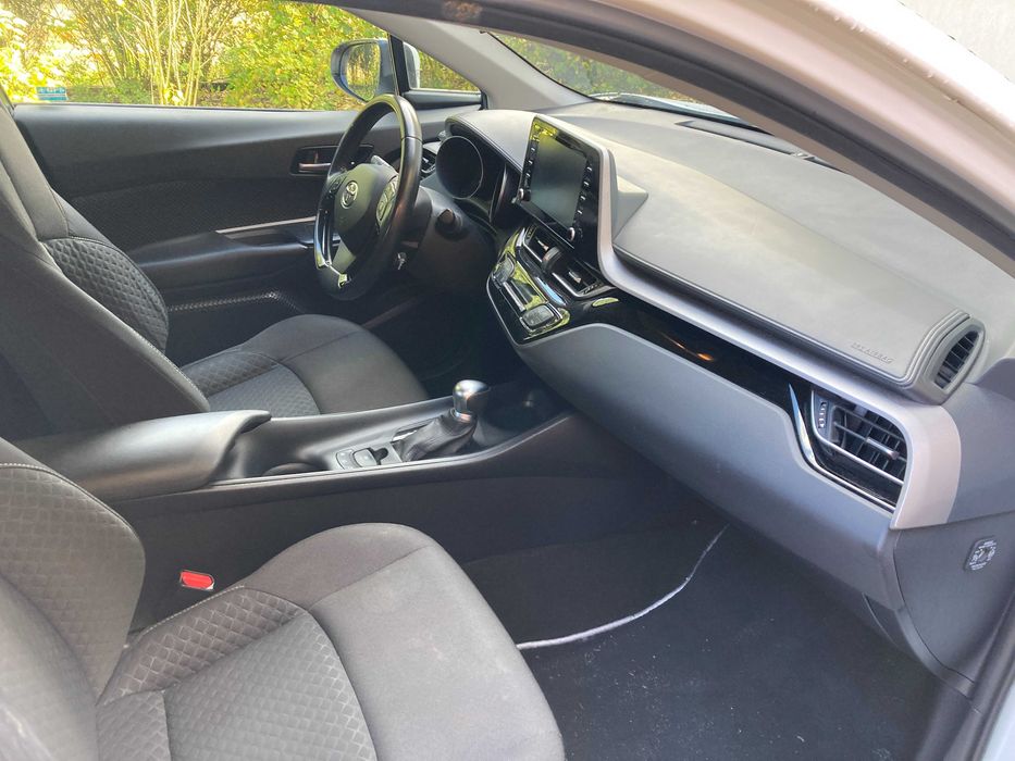 Toyota CHR,krajowa mały przebieg!