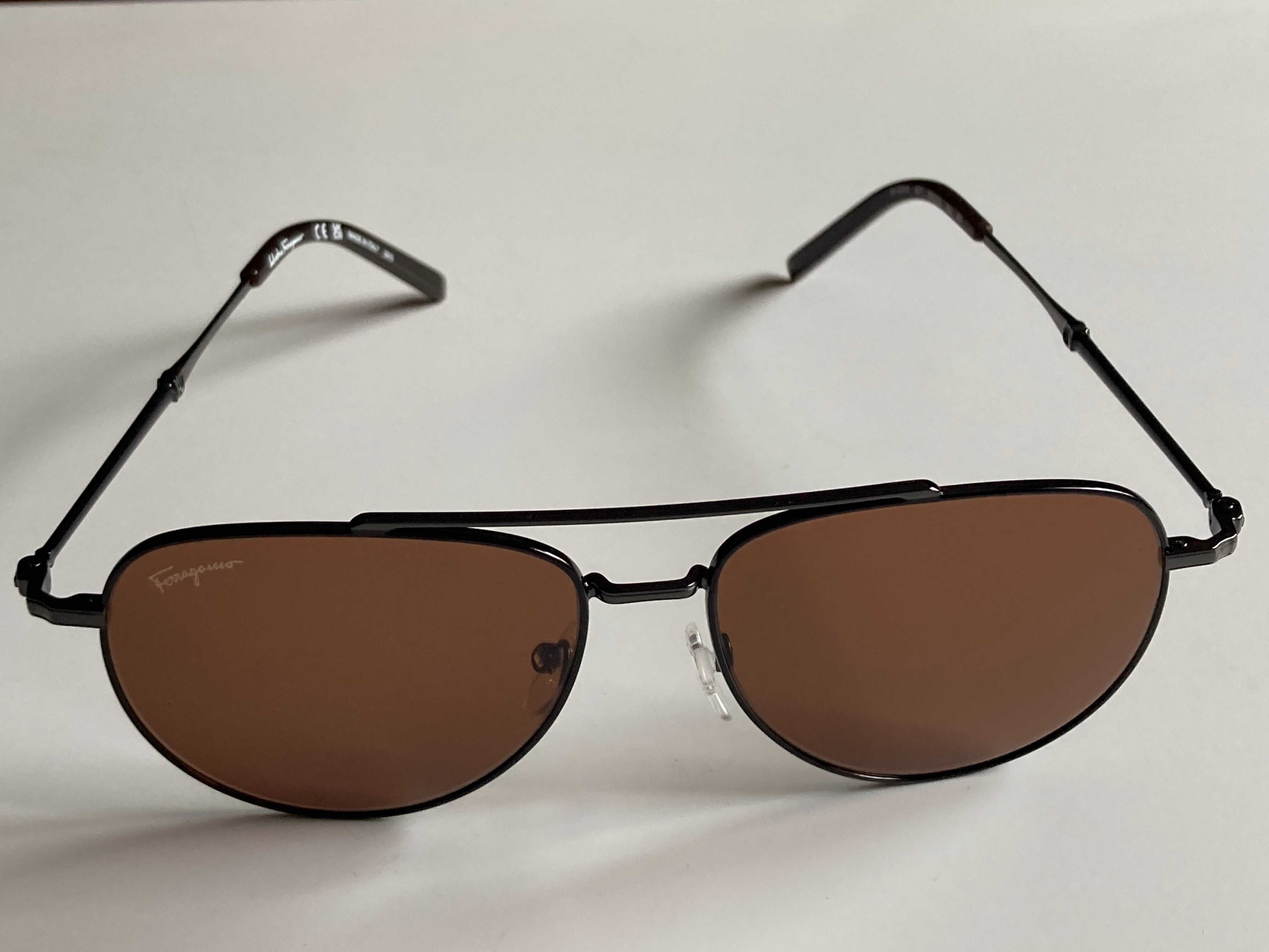 Salvatore Ferragamo SF226S  58 ekskluzywne okulary przeciwsłoneczne