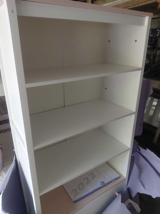 Meble do pokoju dziewczęcego