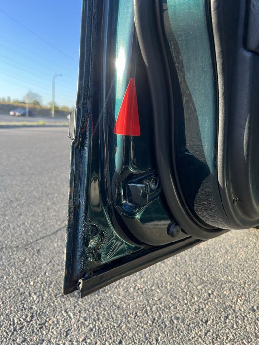 Продам BMW E39 525I