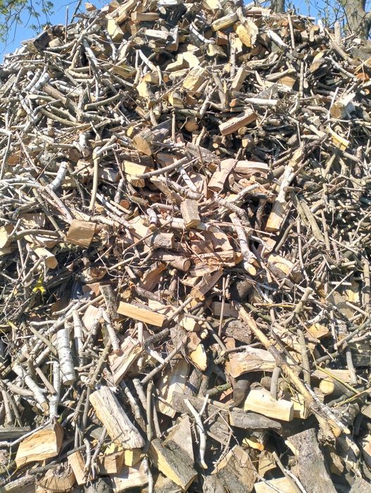 Продаж дров кому потрібно