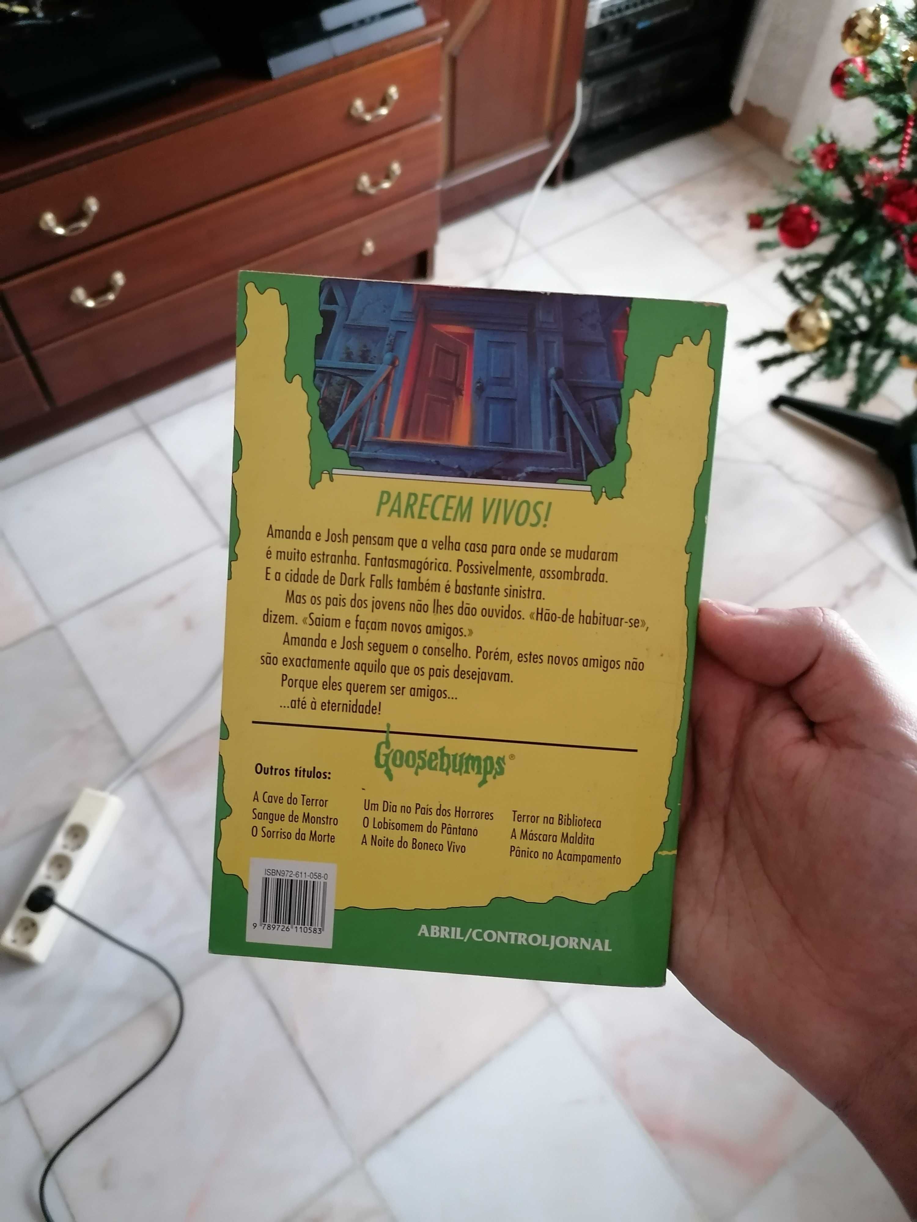 Livro Arrepios Bem Vindos á Casa da Morte