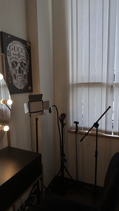 Аренда зеркало бровист визажист рабочее место