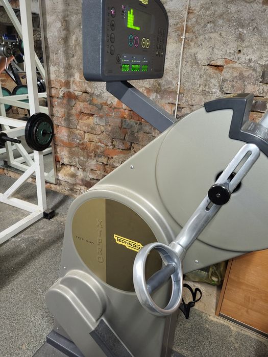 Rotor technogym xtpro600 rower reczny