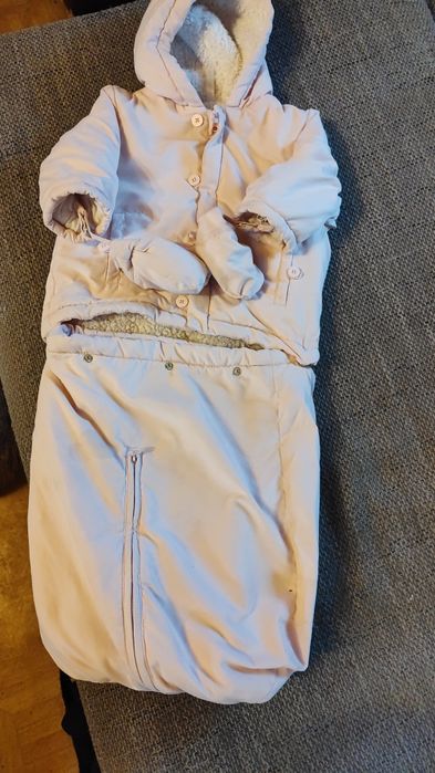 Kombinezon dla dziewczynki do wózka cieplutki