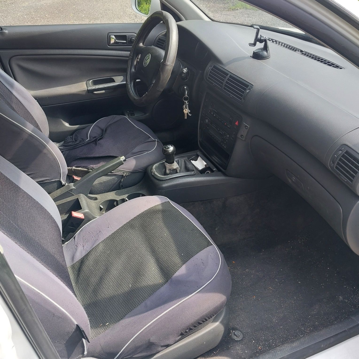 Sprzedam PASSAT B5 1,9TDI
