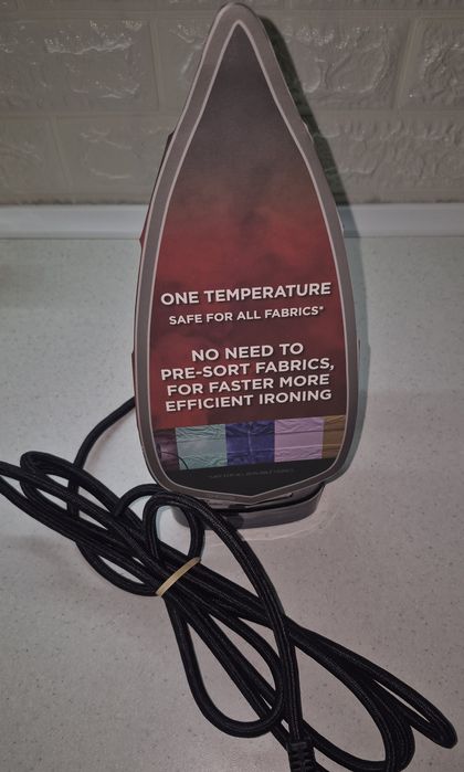 Праска RUSSELL HOBBS 25090-56