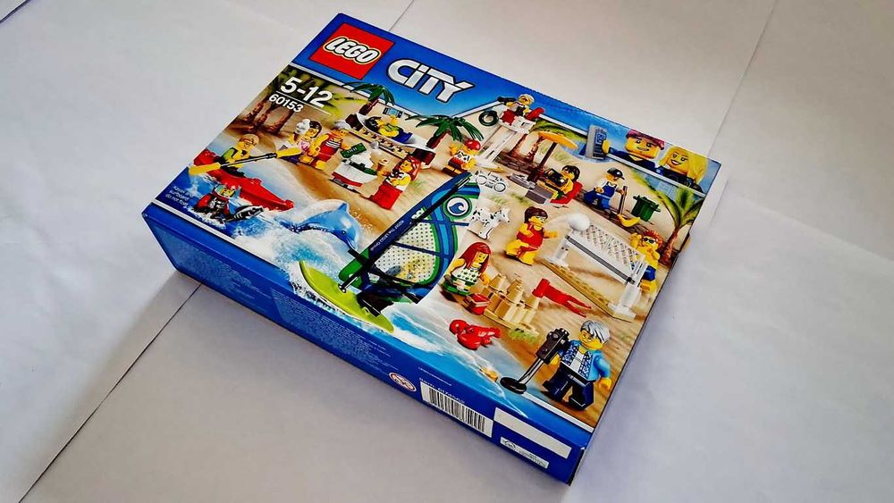Lego City Recreation 60153 People pack - Fun at the beach selado