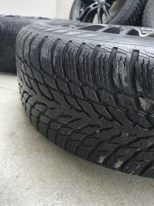 Комплект дисків 5х114 3 з шинами NOKIAN TYRES 215/55/R17 Розборка
