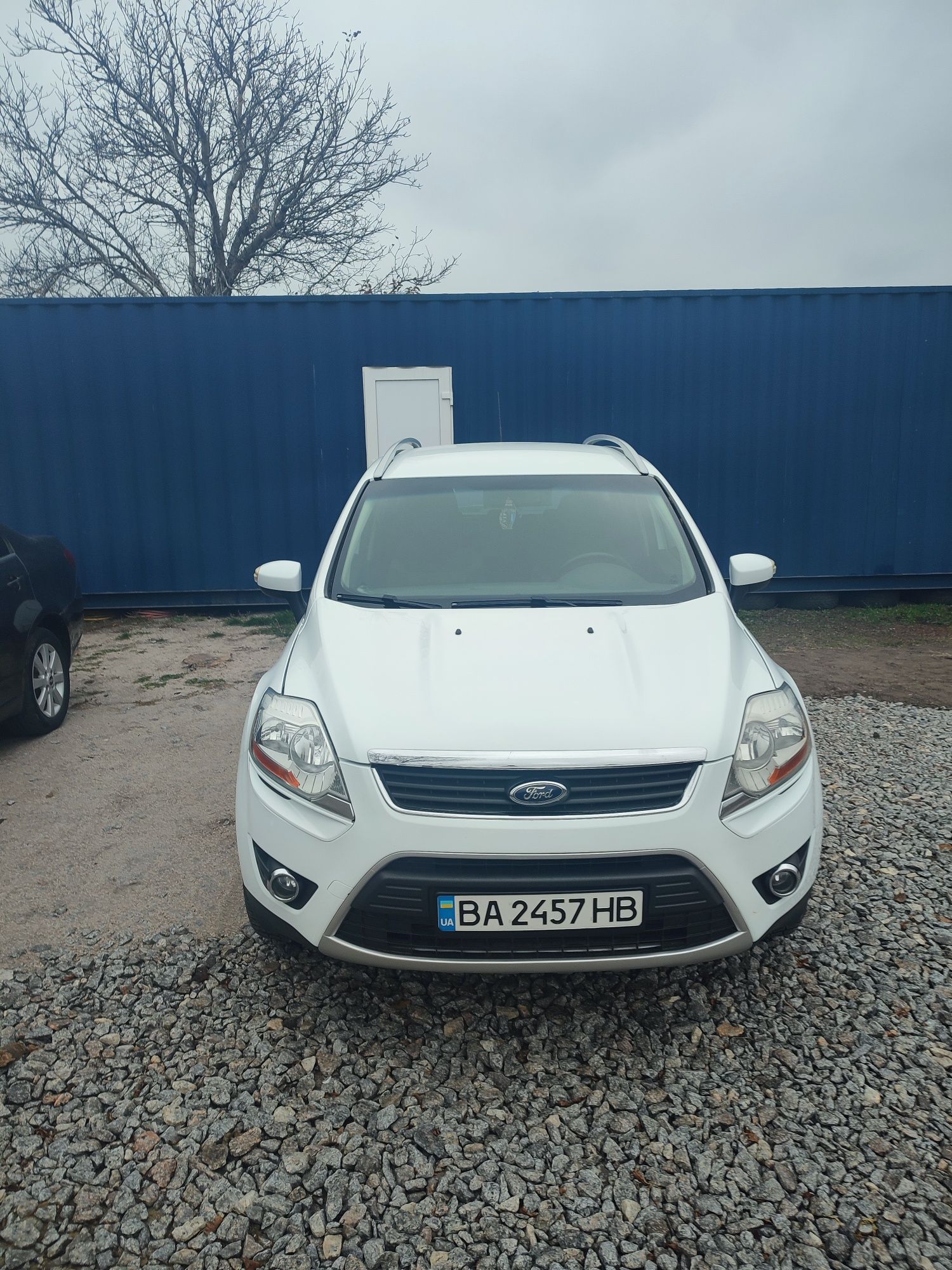 Паркетник Джип Форд Куга 2.0tdi рідна фарба.2013р куплена.