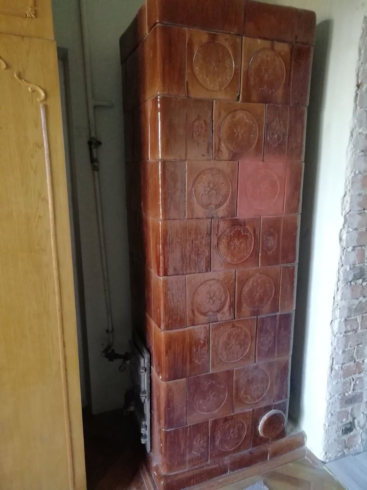 Пєц кахельний в хрошому б/у стані