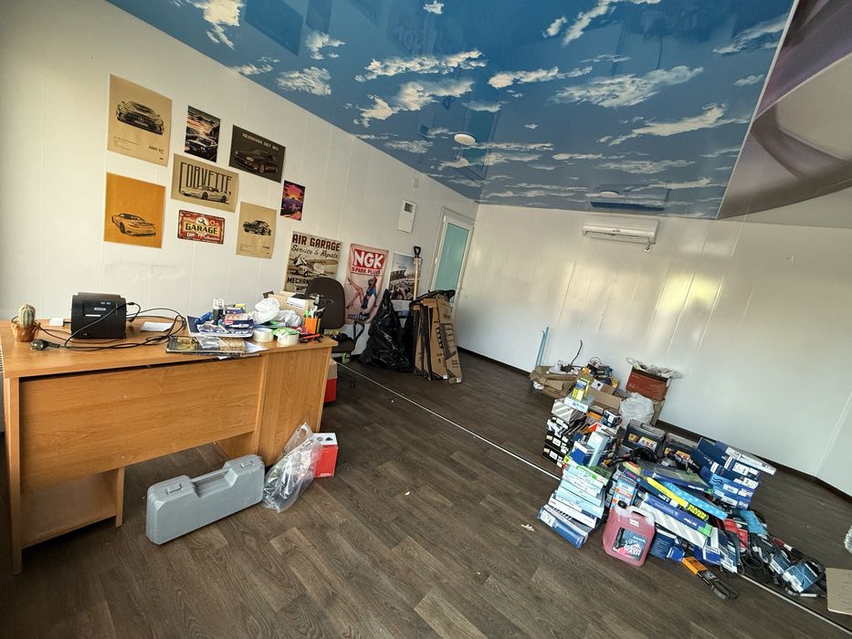 Оренда приміщення Евгена Коновольця 3 (біля ЕКО)