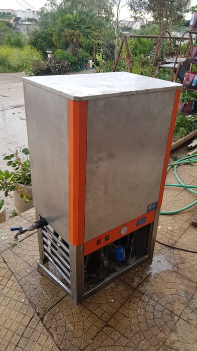 Refrigerador de Água