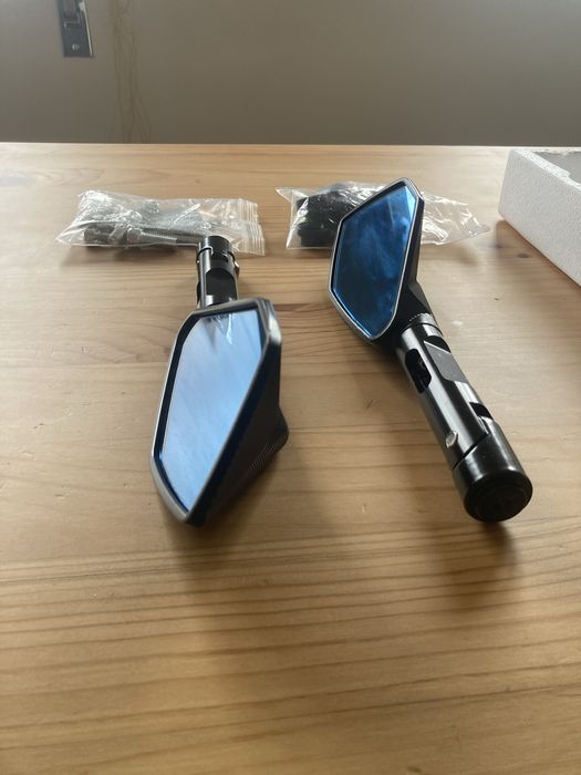 Espelhos retrovisores para moto