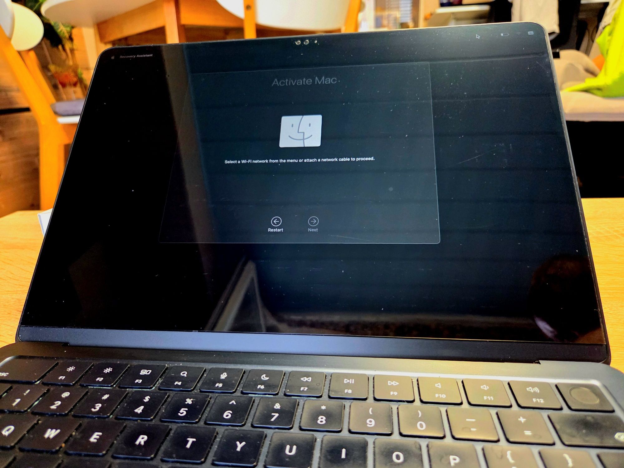 Macbook Air 13,6 model 2022 A2681 8/512GB