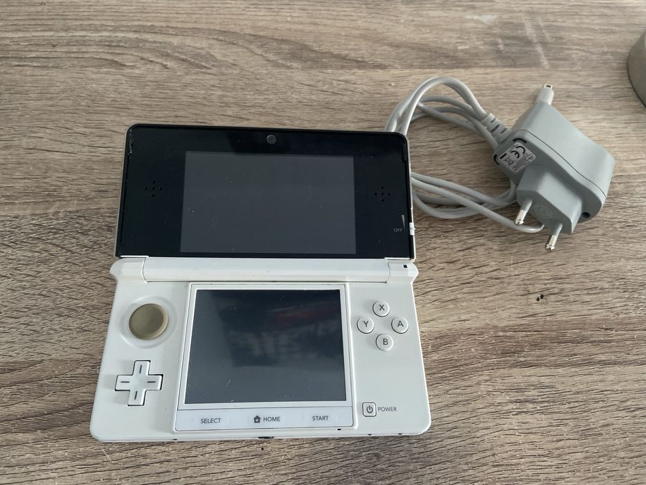 Nintendo 3DS branca