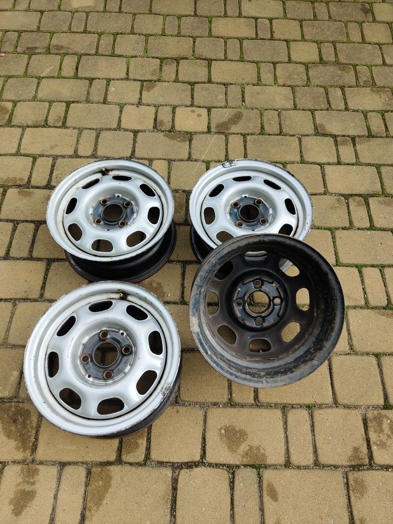 Felgi stalowe R13 4x100 VW Golf