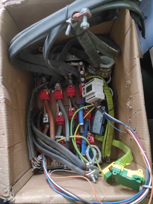 Плавний пуск софт старт SOLCON RVS-DXM 590 400-230-33-S 315 кВт