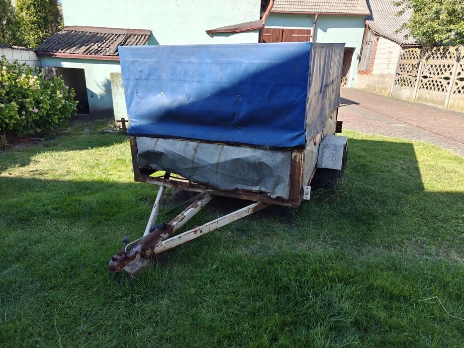 Przyczepa z plandeką