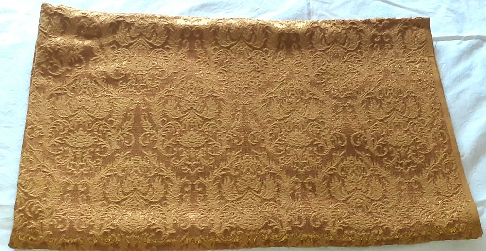 Toalha Brocada Antiga