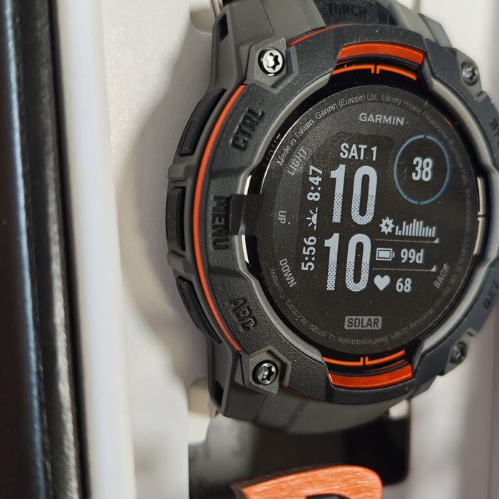 Garmin Instinct 3 (50 мм) Solar колір чорний/вугільний 010-02935-00