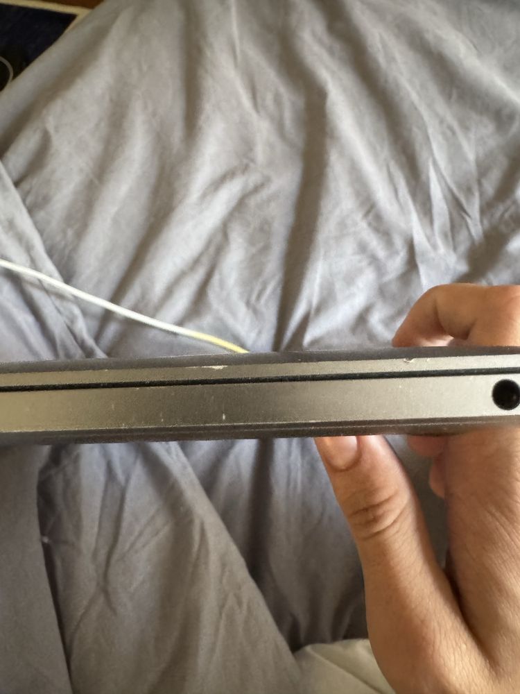 Macbook Pro M1 13' 2022