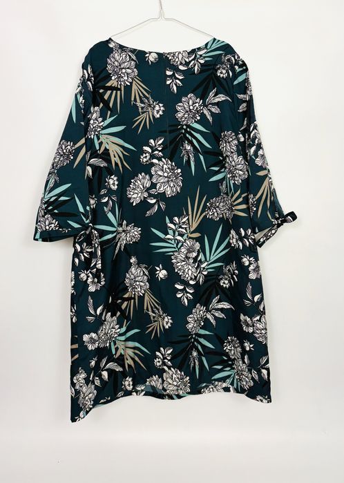 Zielona sukienka midi w kwiatowy wzór 4XL 48