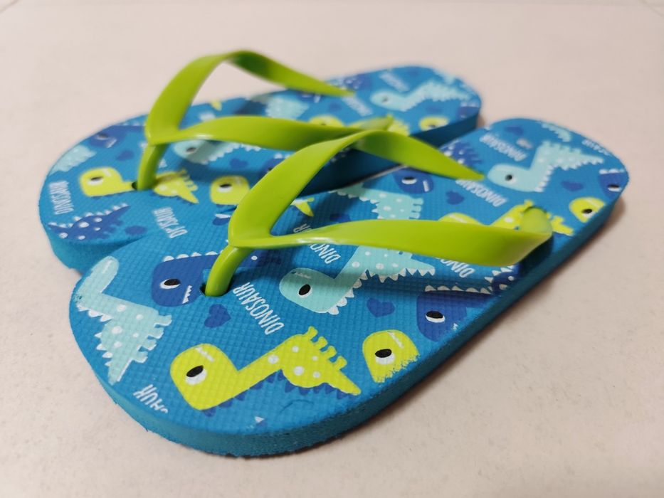Chinelos para Rapaz - Dinosaur (Novo - Tam. 28/29)