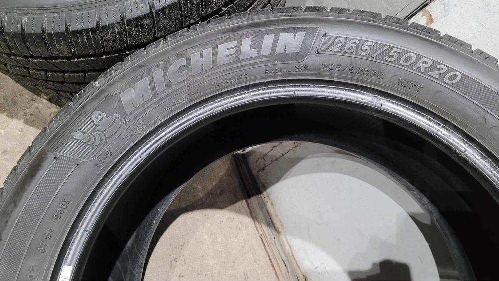 Opony Michelin Defenoer Ltx wielosezonowe