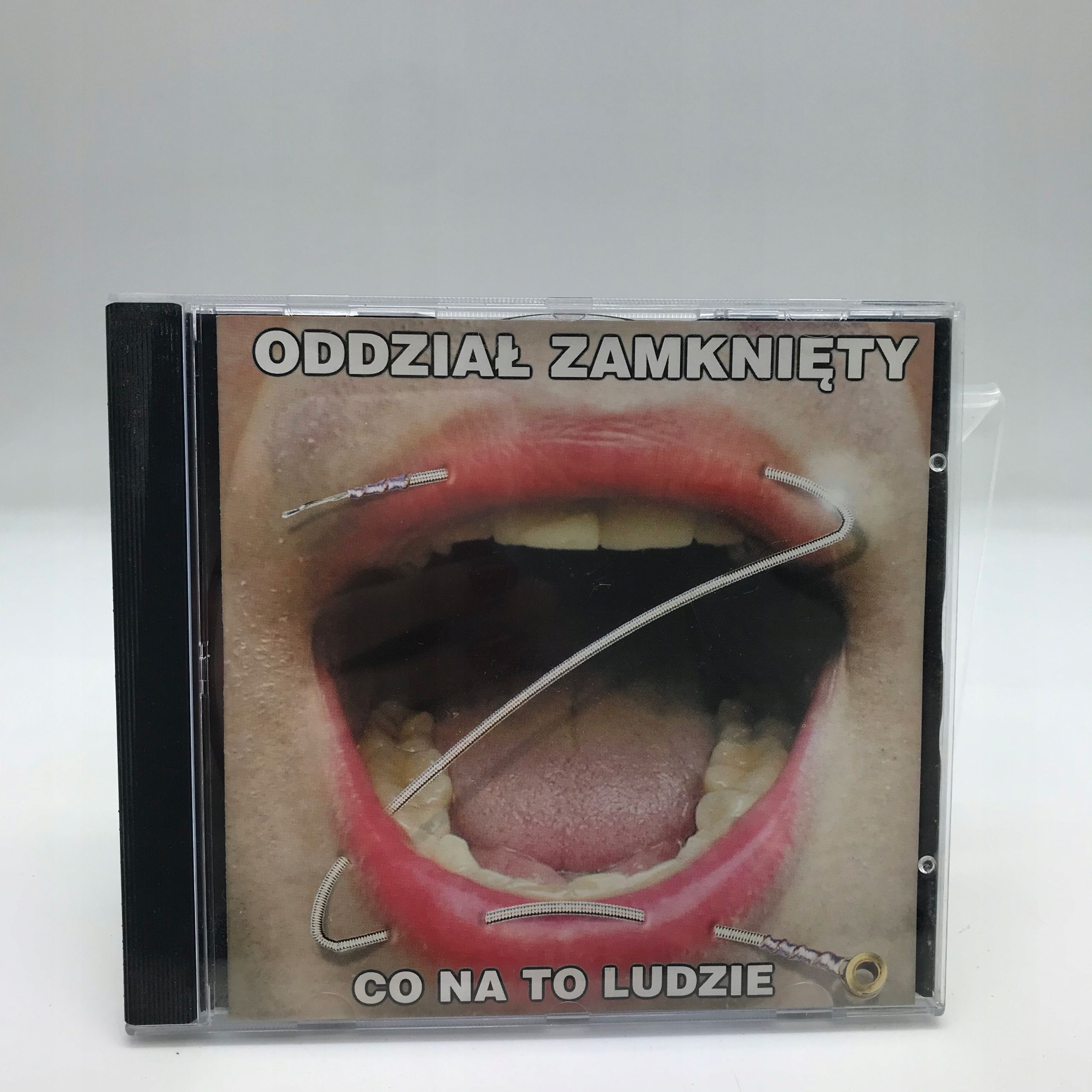 cd - oddział zamknięty - co na to ludzie