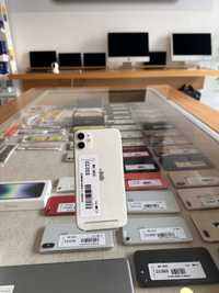 iPhone 11 64GB *White