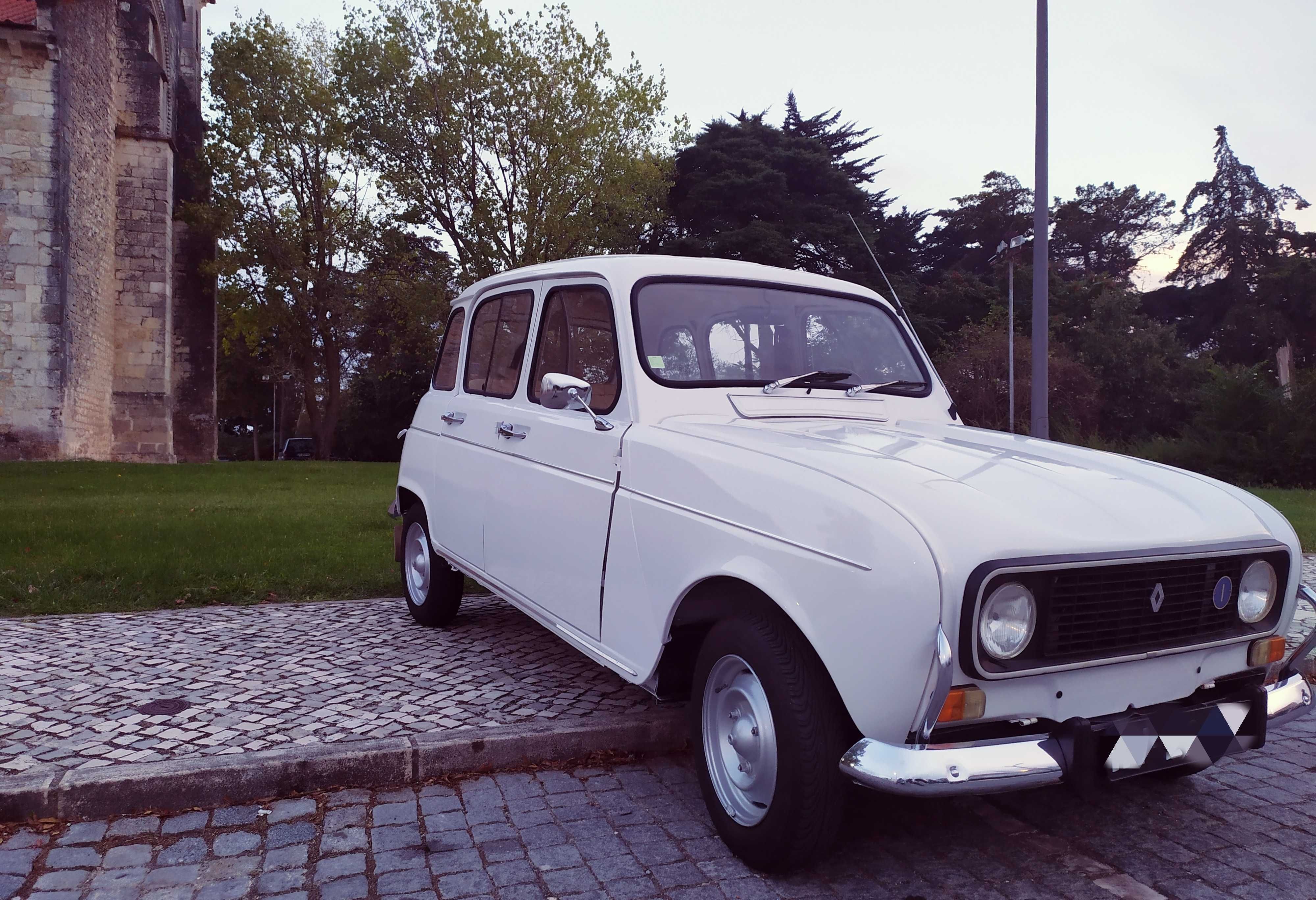 Aluguer de carro para casamentos e outros eventos – Renault 4L 1976