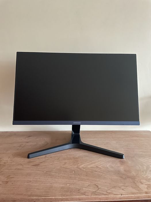 Продам монітор 24 дюйма Samsung SR35