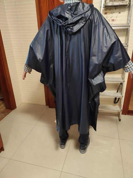 Пончо-плащ дощовик Queсhua, Франция, дождевик