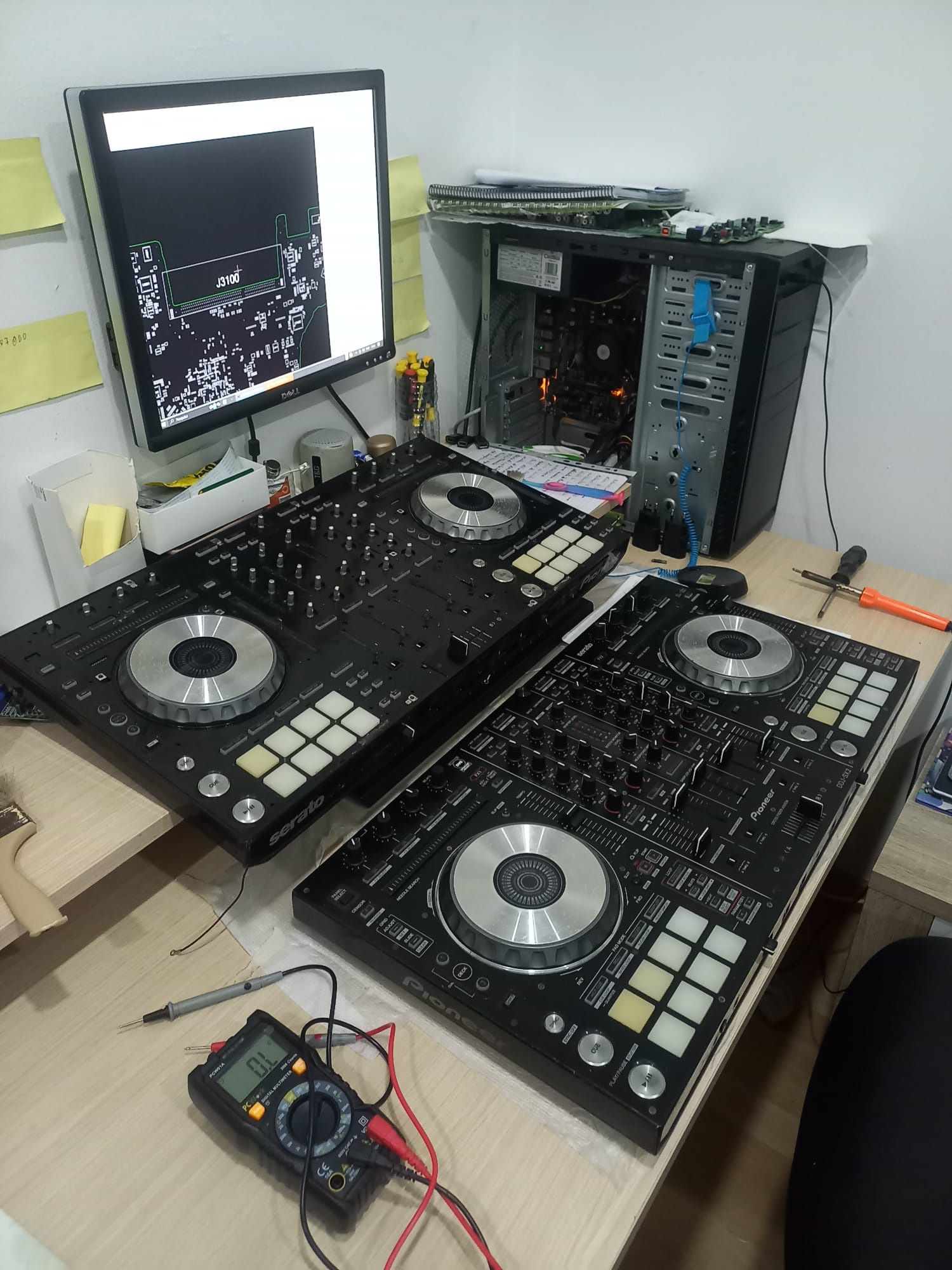 Reparação em controladora Dj pioneer