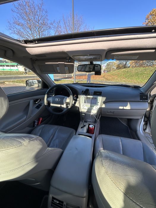 Toyota Camry Hybryda + LPG