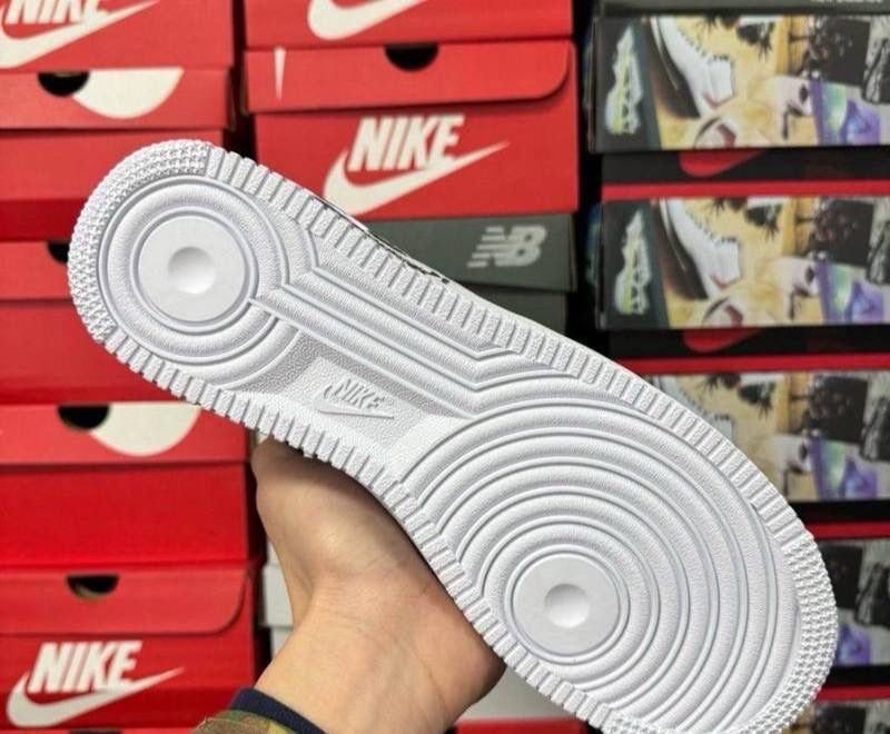 [РОЗПРОДАЖ] кросівки Nike Air Force x Supreme x Comme Das Garcons