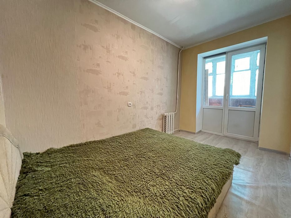 Снимите двухкомнатную квартиру на улице Сухомлинского, Слобожанское