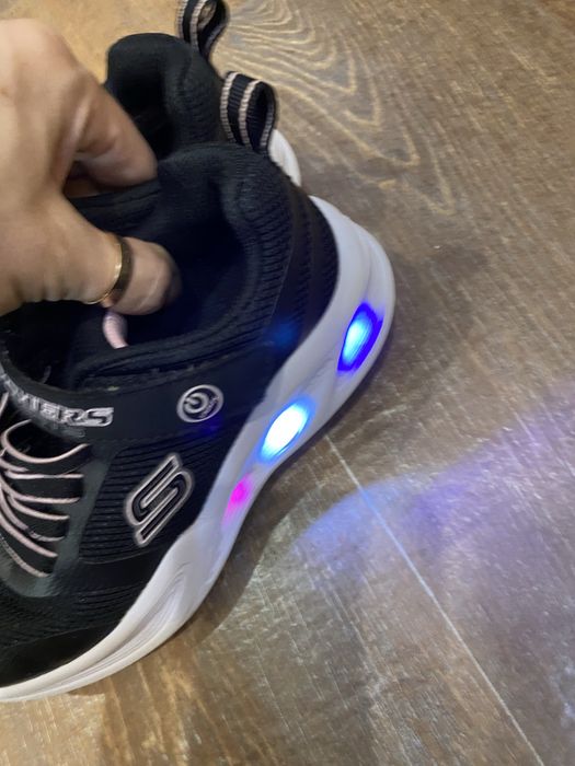 Кросівки Skechers