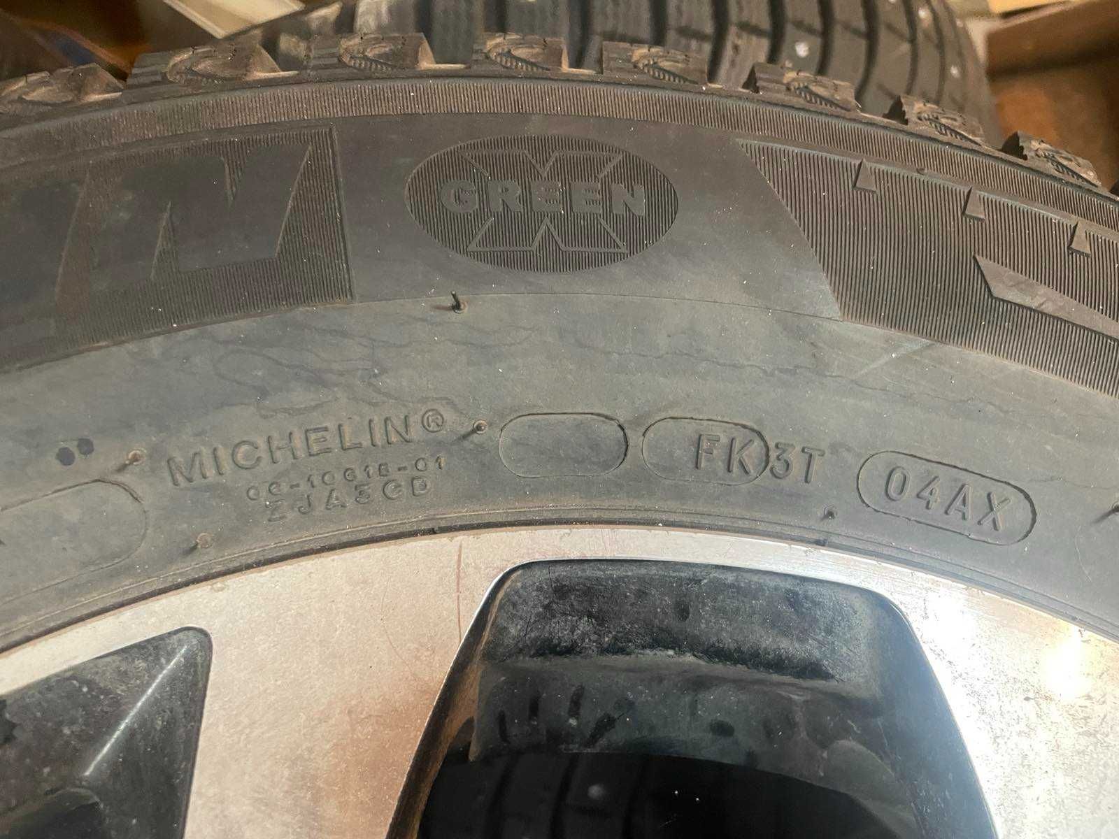 шини michelin x-ice north latitude 225/65 r17 102T studded