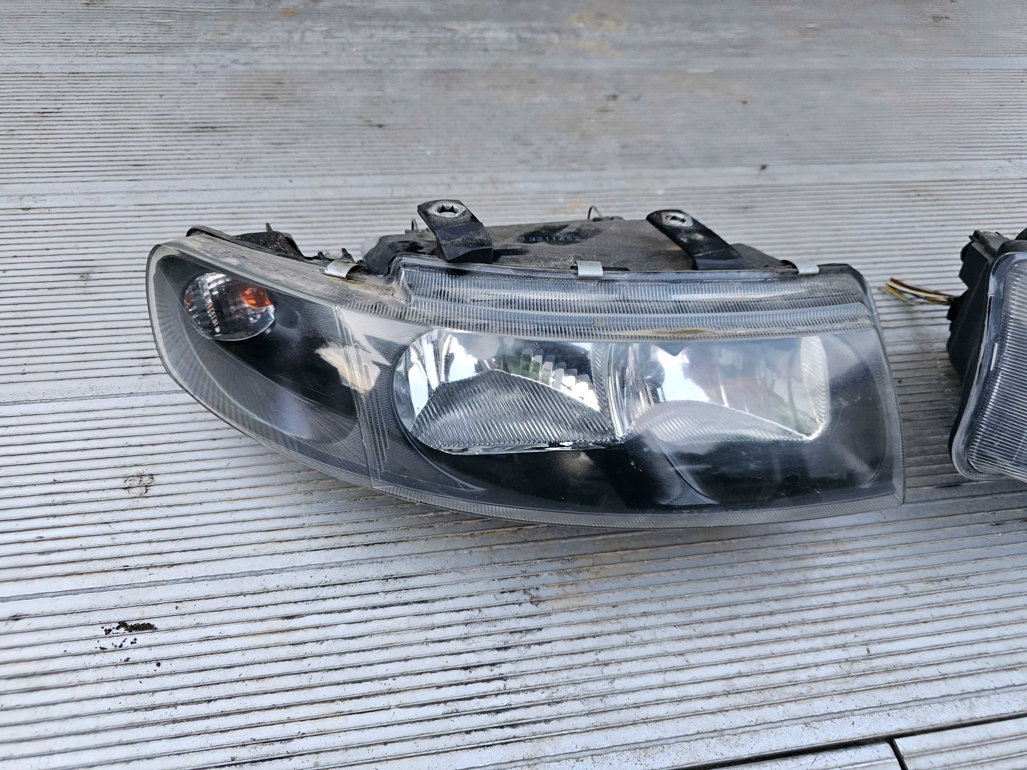 Lampa lampy lewa prawa przod przednie seat Leon toledo europa