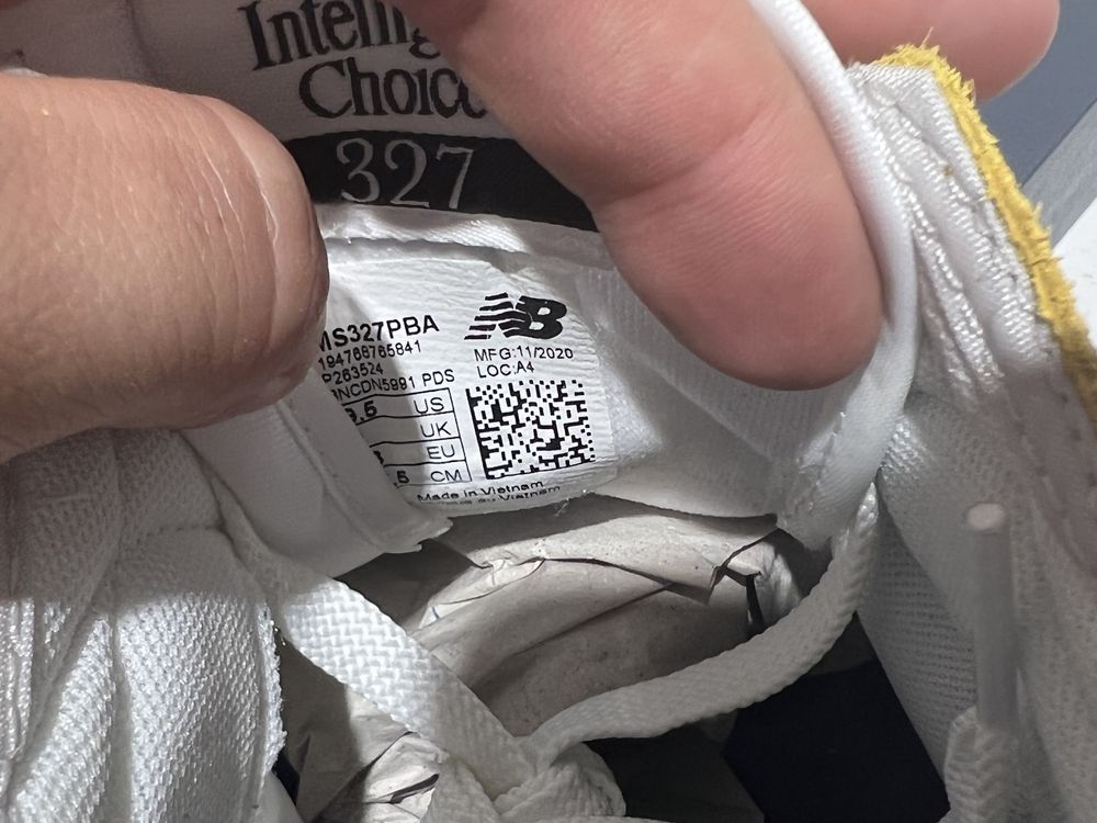 Кроссовки New Balance 327 MS327PBA